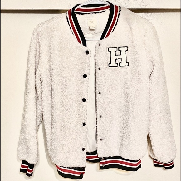 H fuzzy - Picture 1 of 1